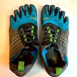 Vibram five finger women shoes